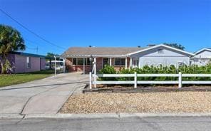 404 Bryn Mawr Island, Bradenton, FL 34207