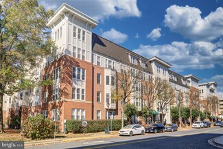 2665 Prosperity Ave Unit 211, Fairfax, VA 22031