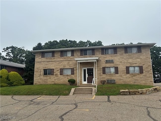 4739 20th St NW Unit 4, Canton, OH 44708