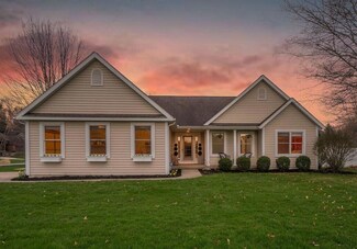 15364 Rannes St Unit 19, Spring Lake, MI 49456