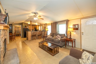 150 Delmar Ave, Charlotte, TX 78011