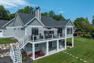 8240 W Royal Rd, Stanwood, MI 49346