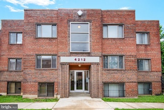 4212 Benning Rd NE Unit 5, Washington, DC 20019