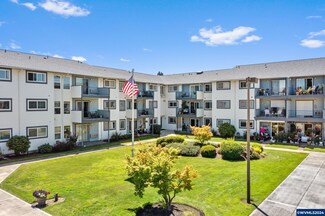950 Evergreen Rd Unit 316 Rd, Woodburn, OR 97071