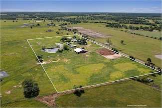 323 County Road 450, Thorndale, TX 76577