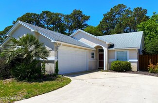 1578 Linkside Dr, Atlantic Beach, FL 32233