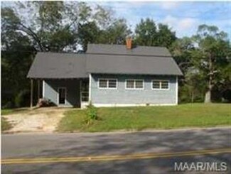 543 E 3rd St, Luverne, AL 36049