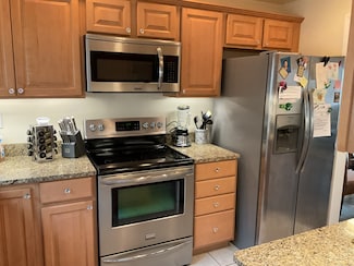 13 Tamarack Ln Unit 13, Woodbury, CT 06798