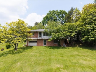 3508 Paoli Pike, Floyds Knobs, IN 47119