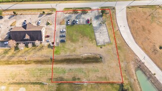 1913 Steele Rd, Alvin, TX 77511