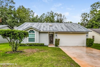 1588 Shearwater Dr, Jacksonville, FL 32218