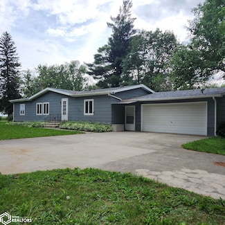 600 Christiana Ave, Bode, IA 50519