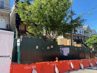 210 Benziger Ave, Staten Island, NY 10301