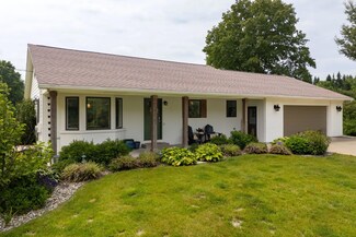 7738 S 3rd St, Mattawan, MI 49071