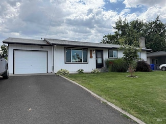 3607 12th St, Lewiston, ID 83501