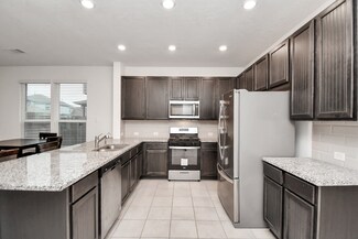 2030 Domeniko Dr, Fresno, TX 77545