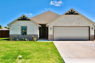 3002 Promenade Dr, Granbury, TX 76049
