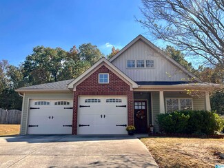 152 Rossburg Dr, Calera, AL 35040