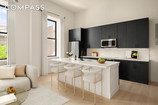216 Grand St Unit 4, Brooklyn, NY 11211