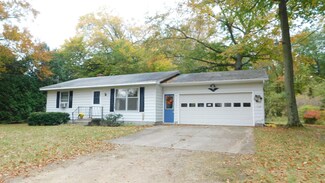 1348 E 120th St, Grant, MI 49327