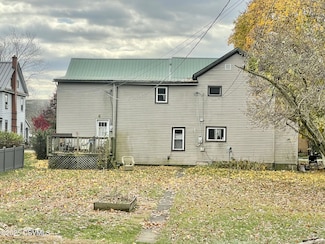 207 Front St, New Berlin, PA 17855