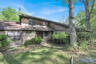 143 Maze Dr, Hartselle, AL 35640