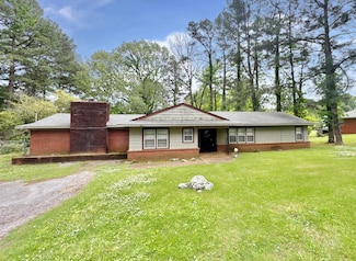 3751 N Lakewood Dr, Memphis, TN 38128