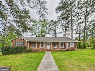 2956 King Alfred Dr, Macon, GA 31204