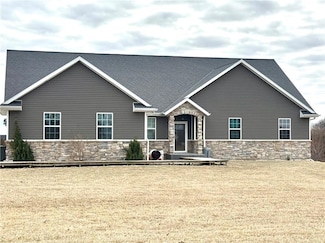 25640 State Ee Hwy, Maryville, MO 64468
