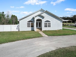 11488 NW Summers Rd, Bristol, FL 32321