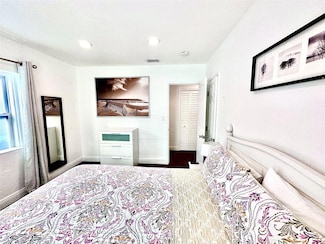 1637 NE 5th Ct, Fort Lauderdale, FL 33301