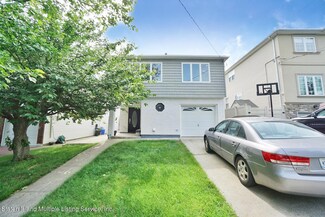 56 Case Ave, Staten Island, NY 10309