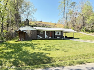 145 Goins Chapel Rd, Tazewell, TN 37879