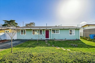 1221 T St, Eureka, CA 95501