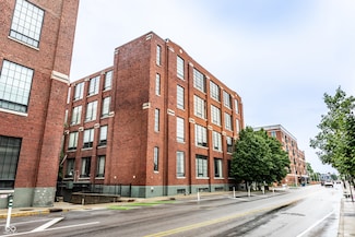 624 E Walnut St Unit 48, Indianapolis, IN 46204