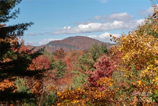 68 Qualla Trace, Lake Toxaway, NC 28747