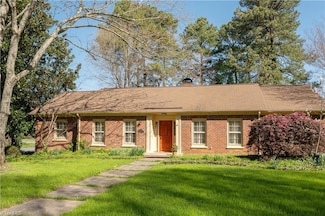 618 Kimberly Dr, Greensboro, NC 27408