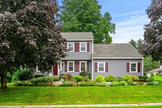 12 Brackenwood Dr, Nashua, NH 03062