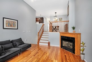 339 Oswego Ct, West New York, NJ 07093