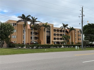1601 Park Beach Cir Unit 136/18, Punta Gorda, FL 33950