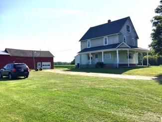 9760 Lake Rd, Barker, NY 14012