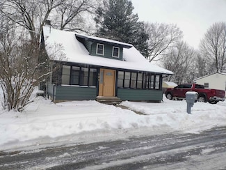 401 N Third St, Pierceton, IN 46562