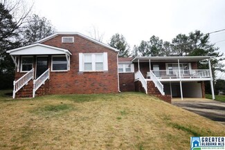 7 W 43rd St, Anniston, AL 36206