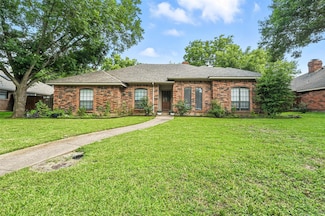 732 Heather Knoll Dr, Desoto, TX 75115
