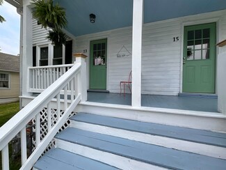 13 Montgomery Ave Unit 13 & 15, Staunton, VA 24401