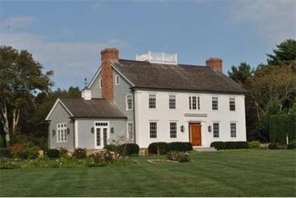75 Elm St, South Dartmouth, MA 02748