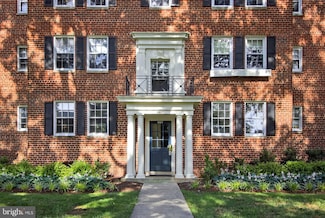 6617 E Wakefield Dr Unit A1, Alexandria, VA 22307
