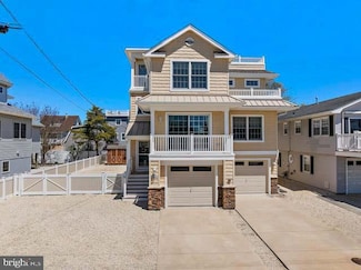 305 W 18th St, Ship Bottom, NJ 08008