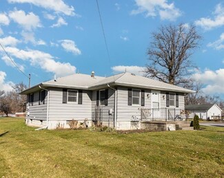 407 Roseberry St, Hebron, IN 46341