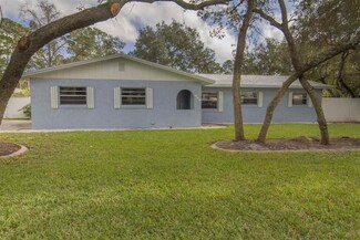 721 Queen Rd, Saint Augustine, FL 32086